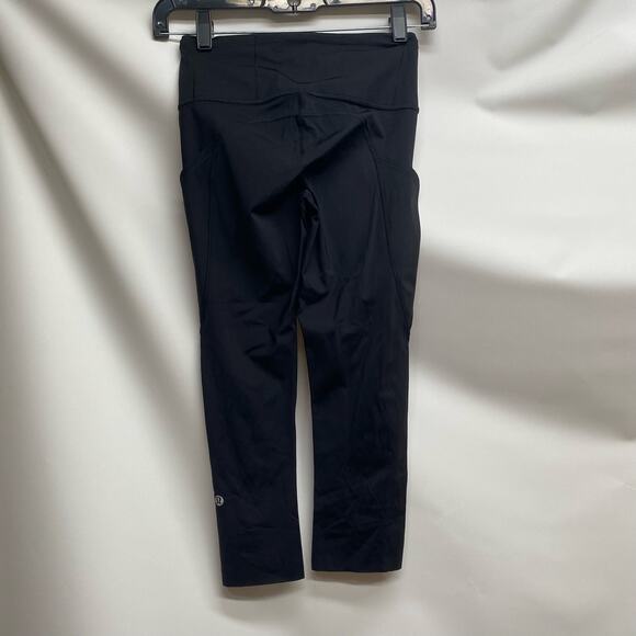Lululemon Fast and Free Crop 19‘‘ Black 4 EUC - Picture 3 of 7